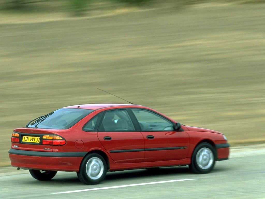 Renault Laguna photo 18