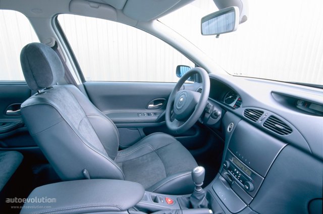Renault Laguna photo 6