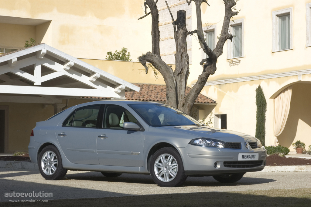Renault Laguna photo 2