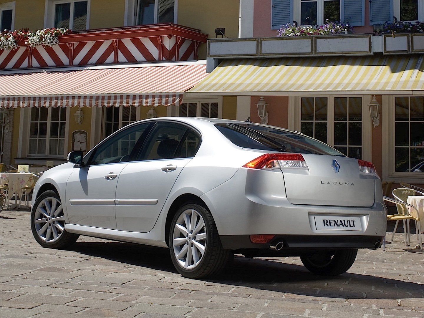 Renault Laguna photo 40