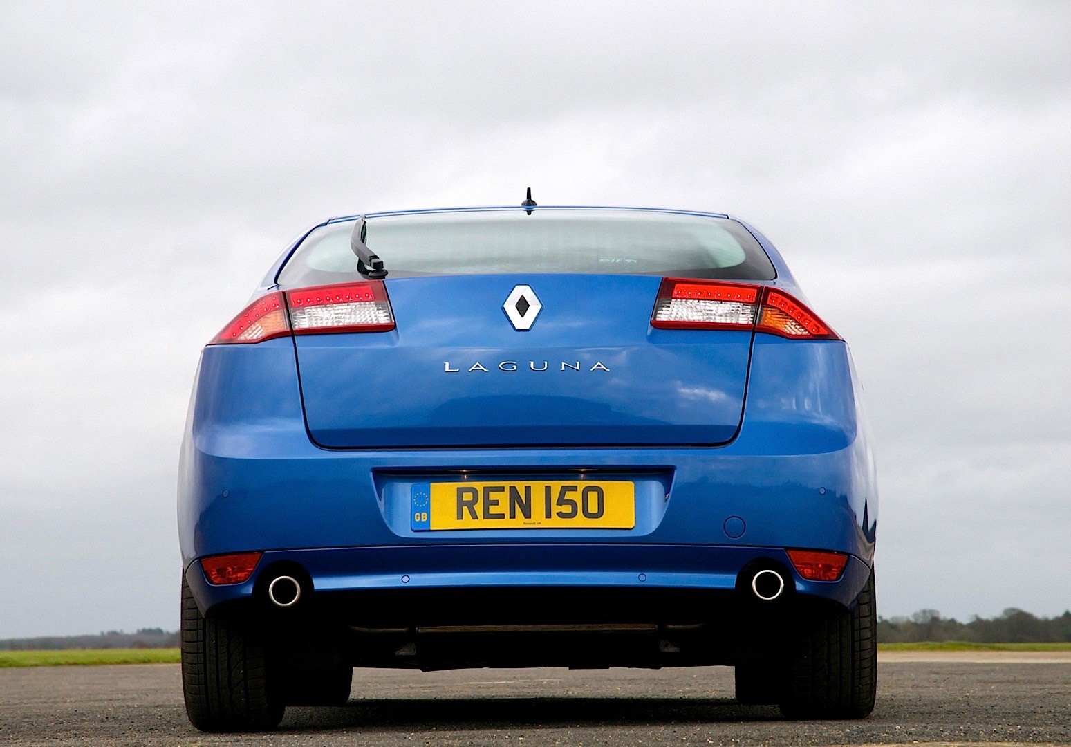 Renault Laguna photo 8