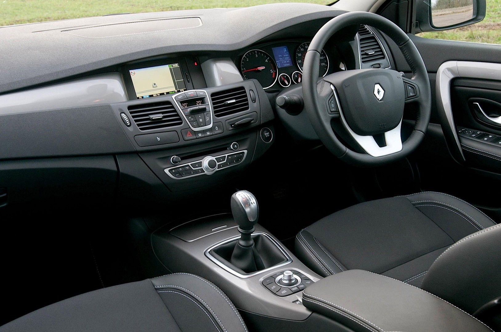 Renault Laguna photo 29