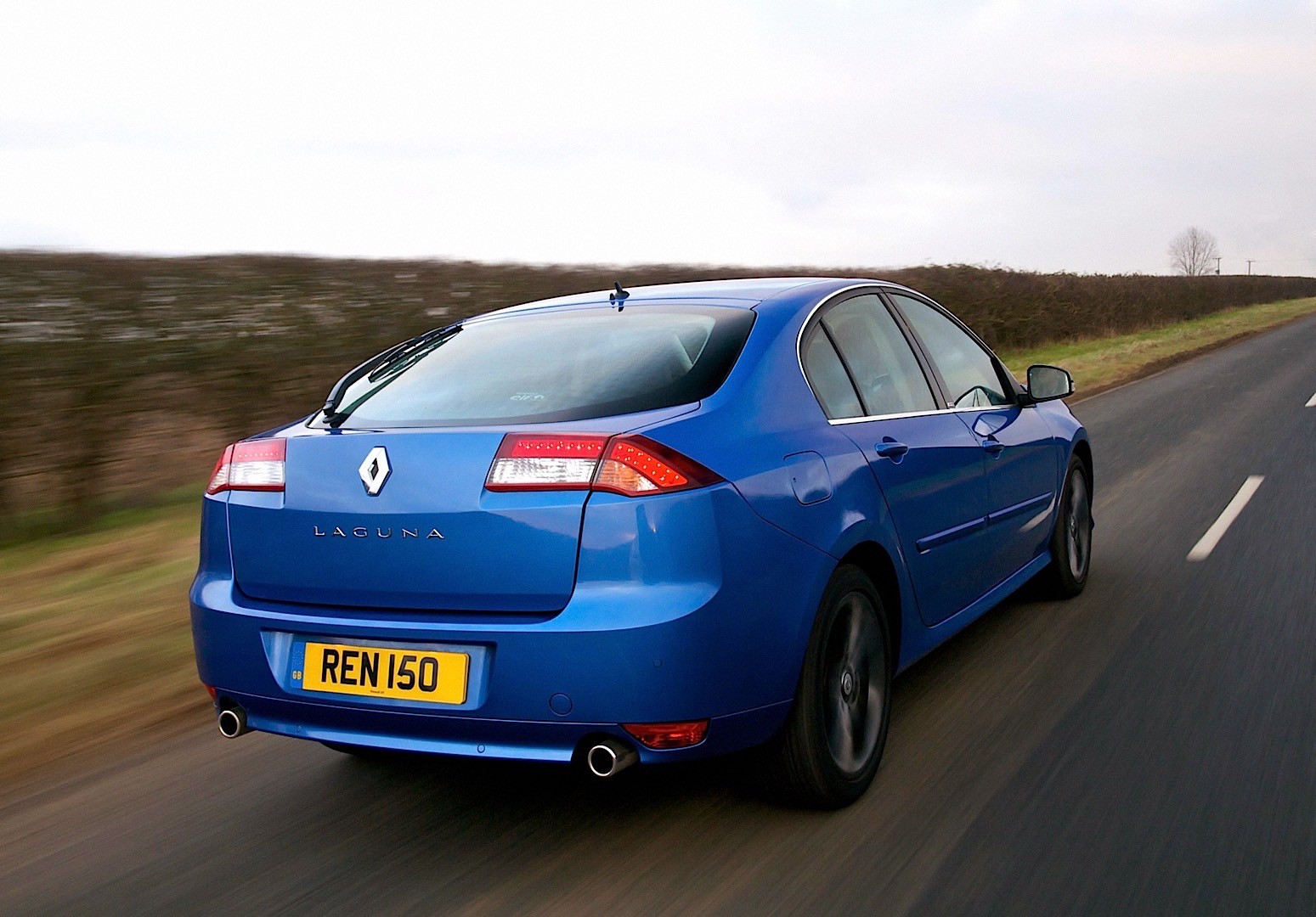 Renault Laguna photo 2