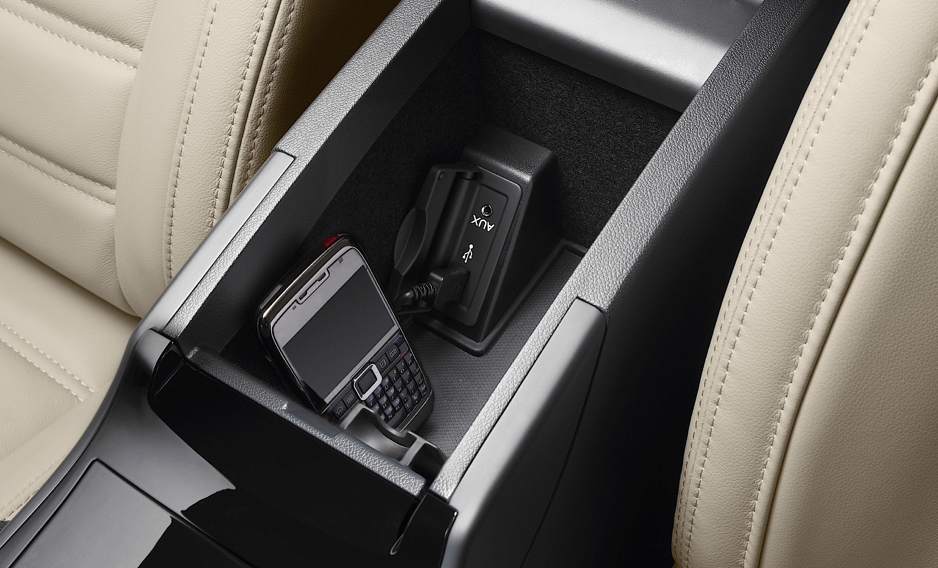 Renault Latitude photo 55