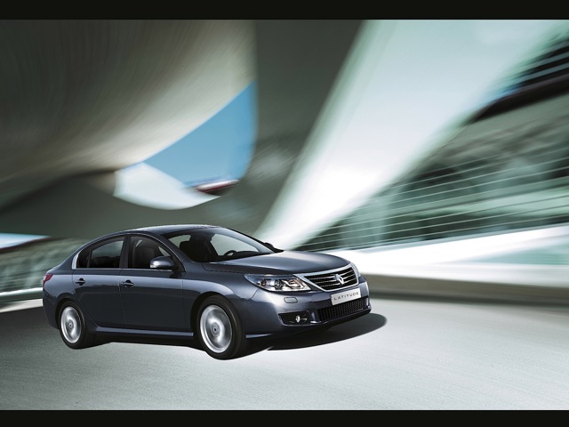 Renault Latitude foto 17