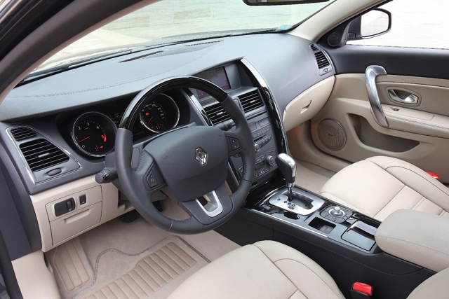 Renault Latitude foto 84