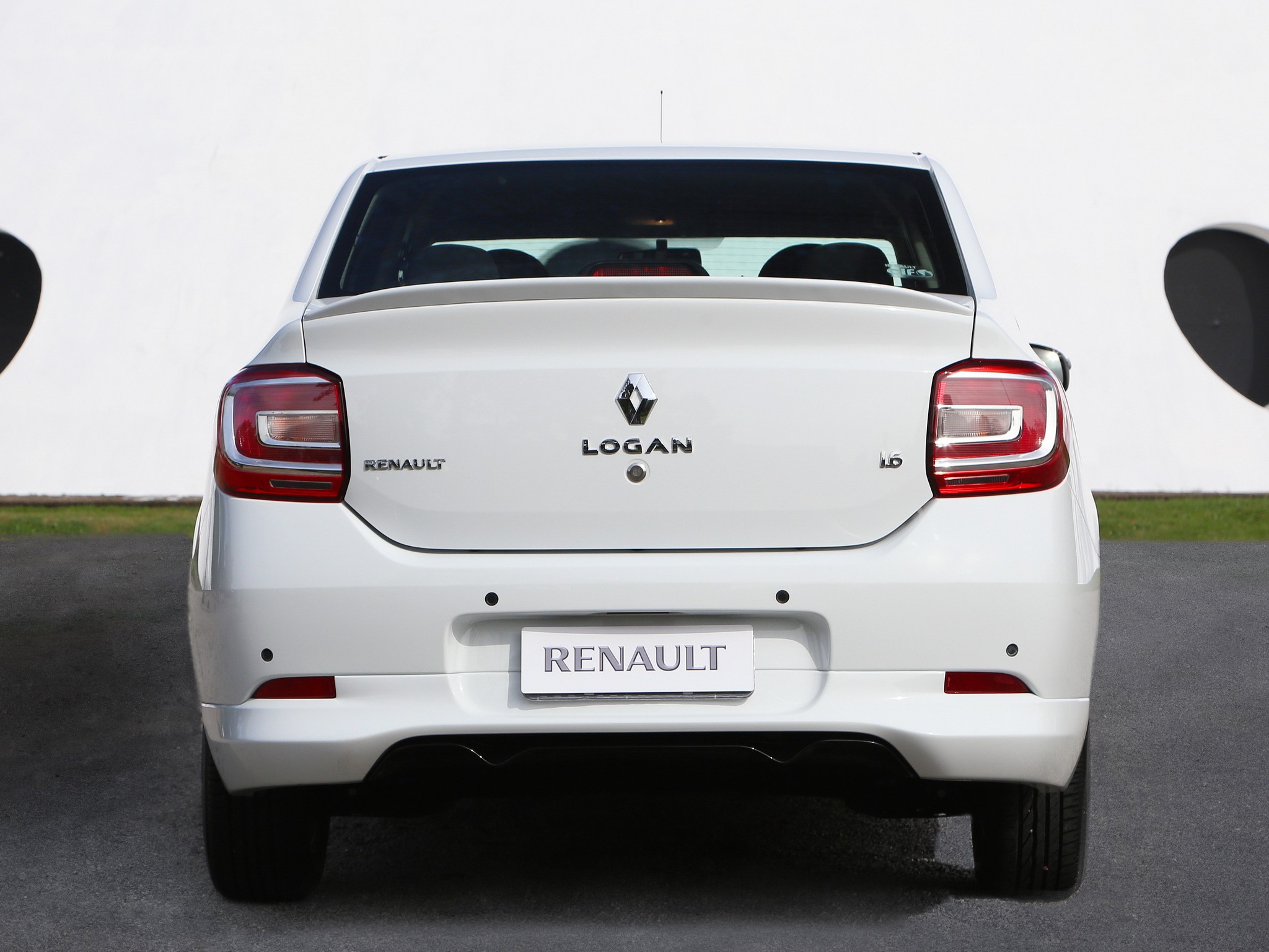 Renault Logan photo 19