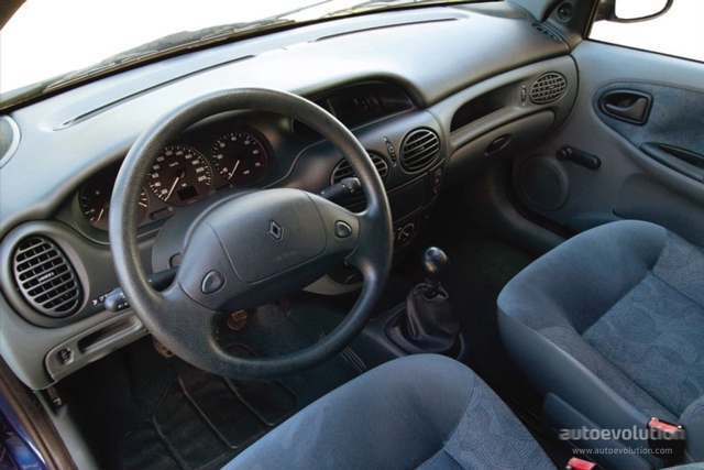 Renault Megane 5 Doors photo 4