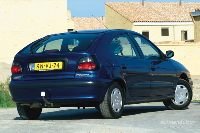 Renault Megane 5 Doors photo 2
