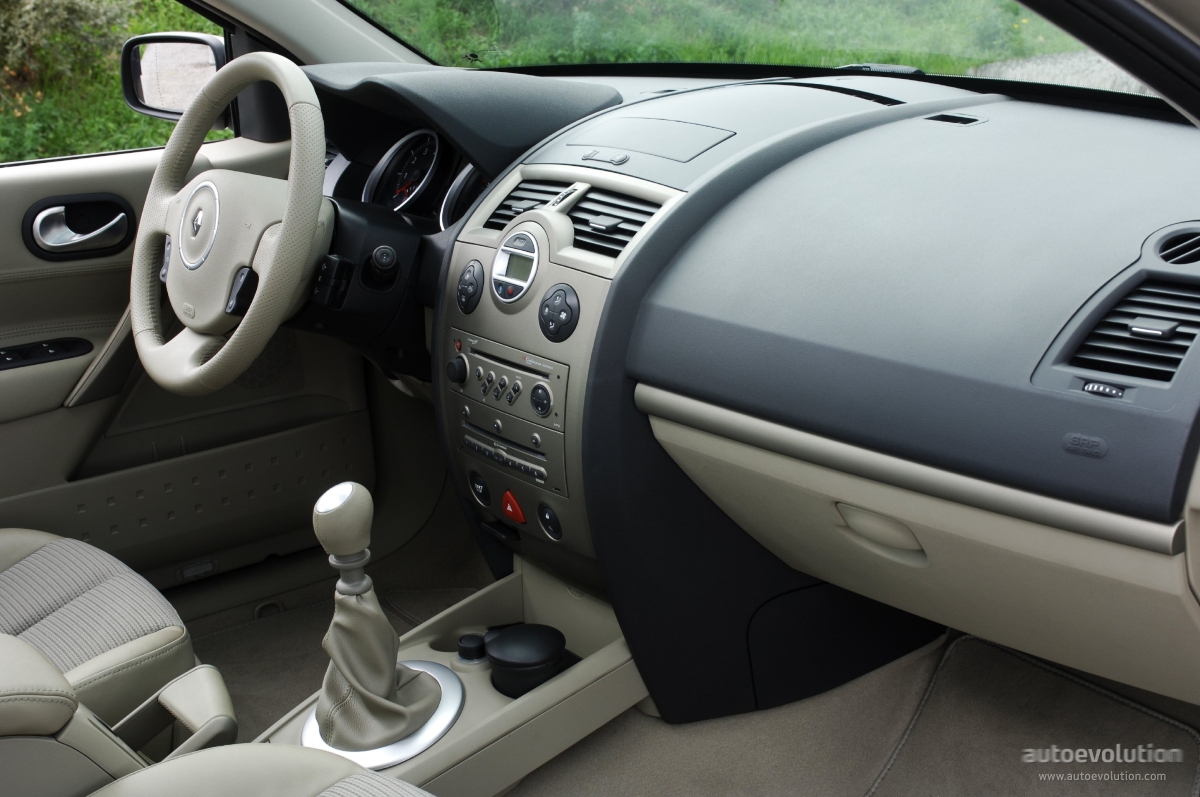 Renault Megane 5 Doors photo 8