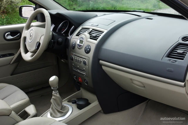 Renault Megane 5 Doors photo 8