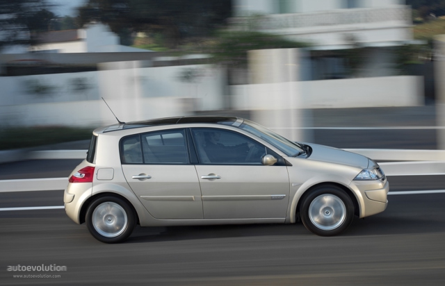 Renault Megane 5 Doors photo 1