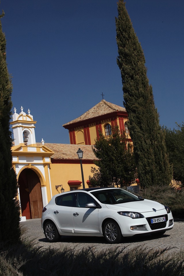 Renault Megane 5 Doors photo 47