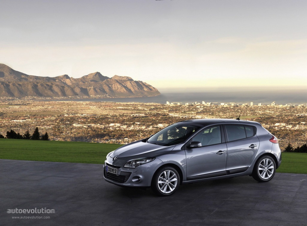 RENAULT Megane 5 Doors