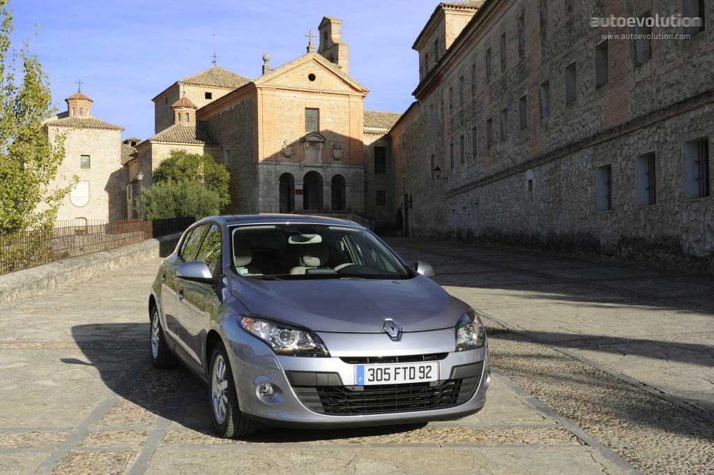Renault Megane 5 Doors photo 18