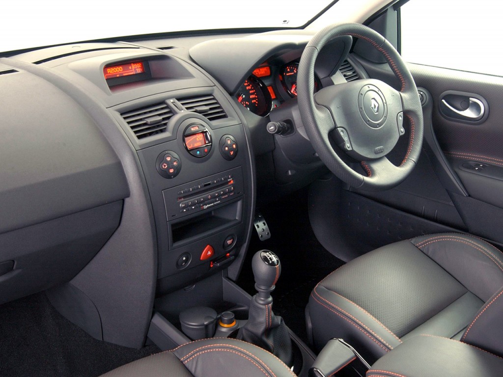 Renault Megane Coupe photo 44