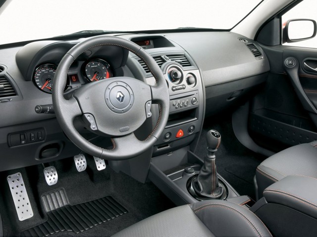 Renault Megane Coupe Foto 47