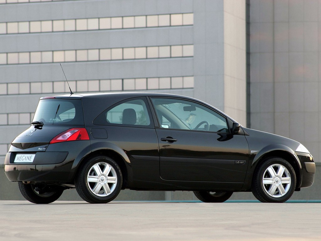 Renault Megane Coupe photo 27