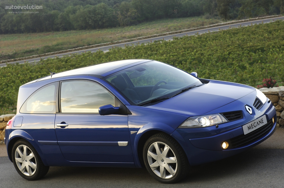 Renault Megane Coupe photo 3