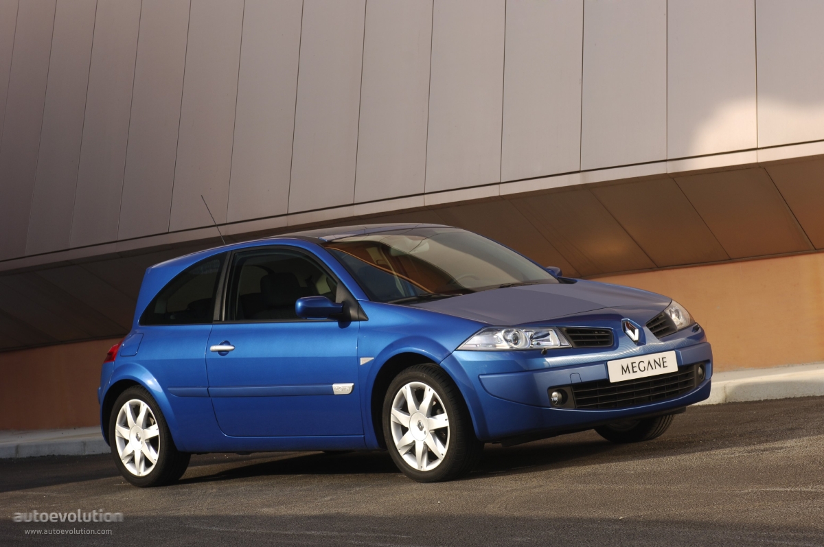 Renault Megane Coupe photo 4