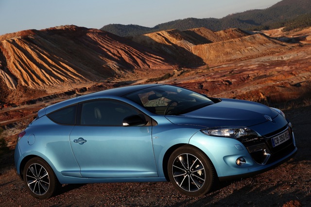 Renault Megane Coupe photo 43