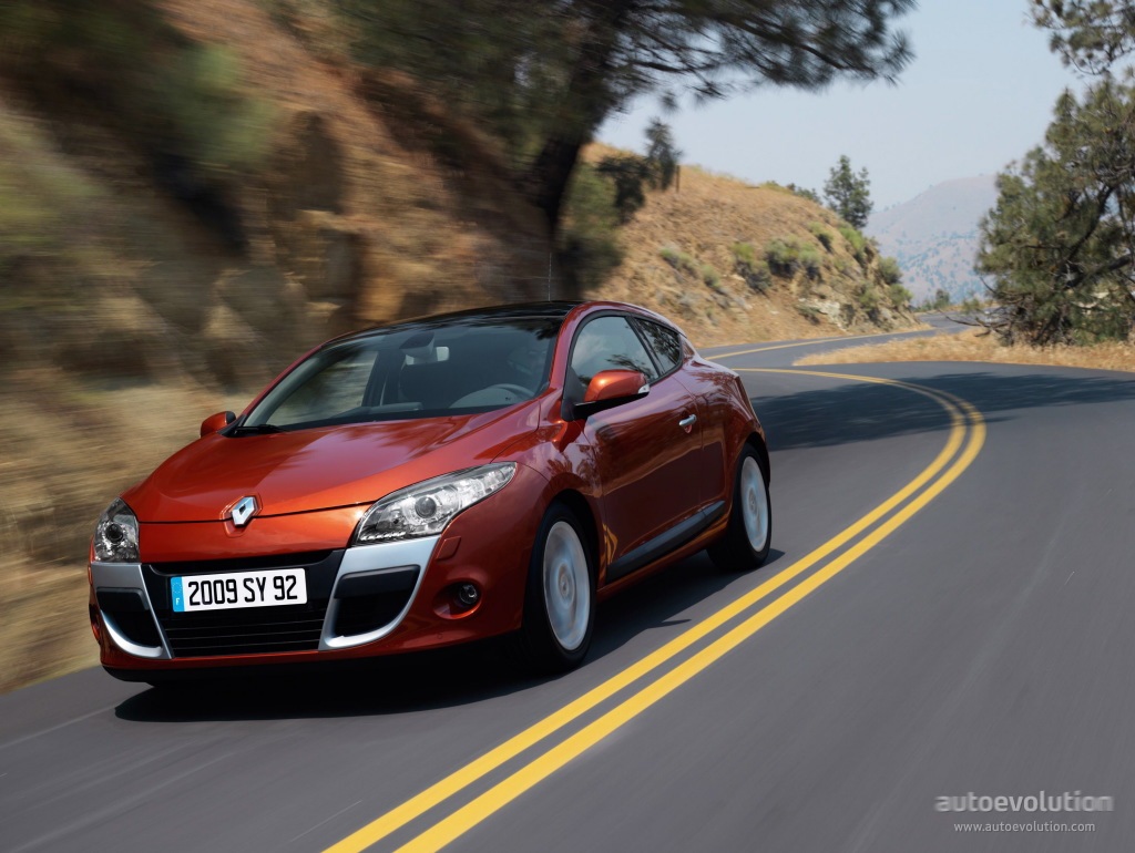 Renault Megane Coupe photo 2