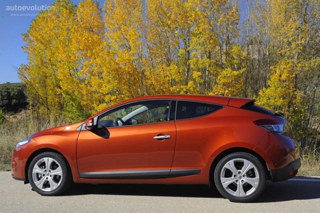 Renault Megane Coupe photo 27