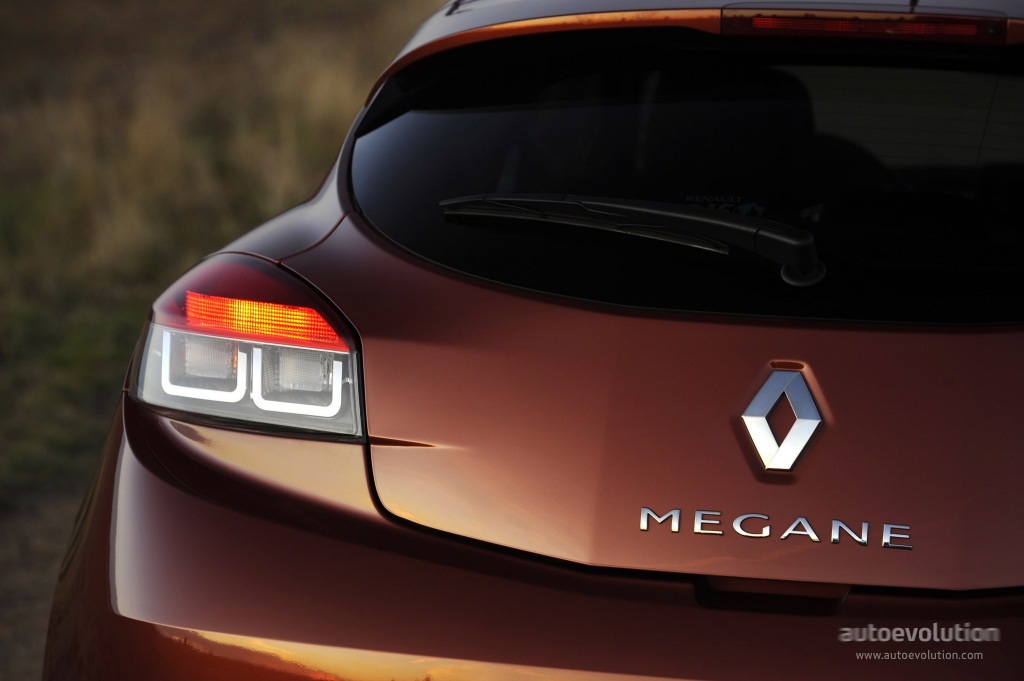 Renault Megane Coupe photo 29