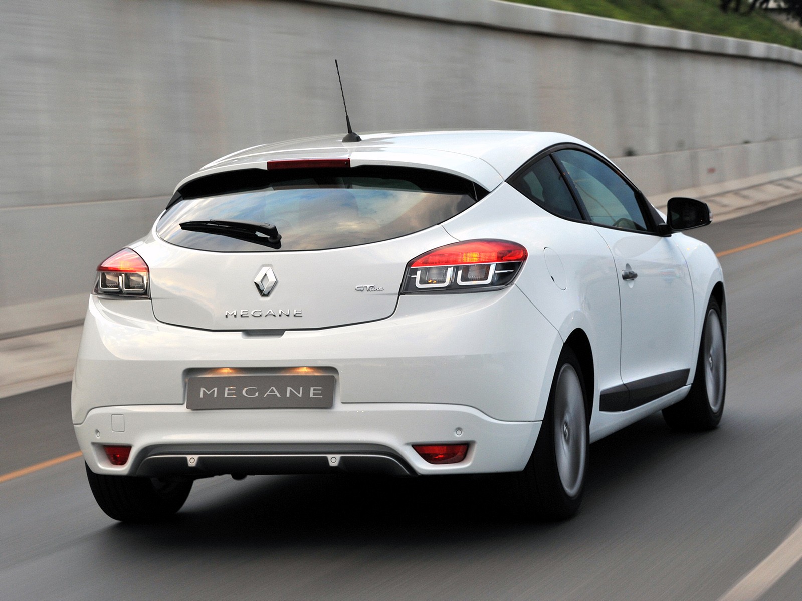 RENAULT Megane Coupe