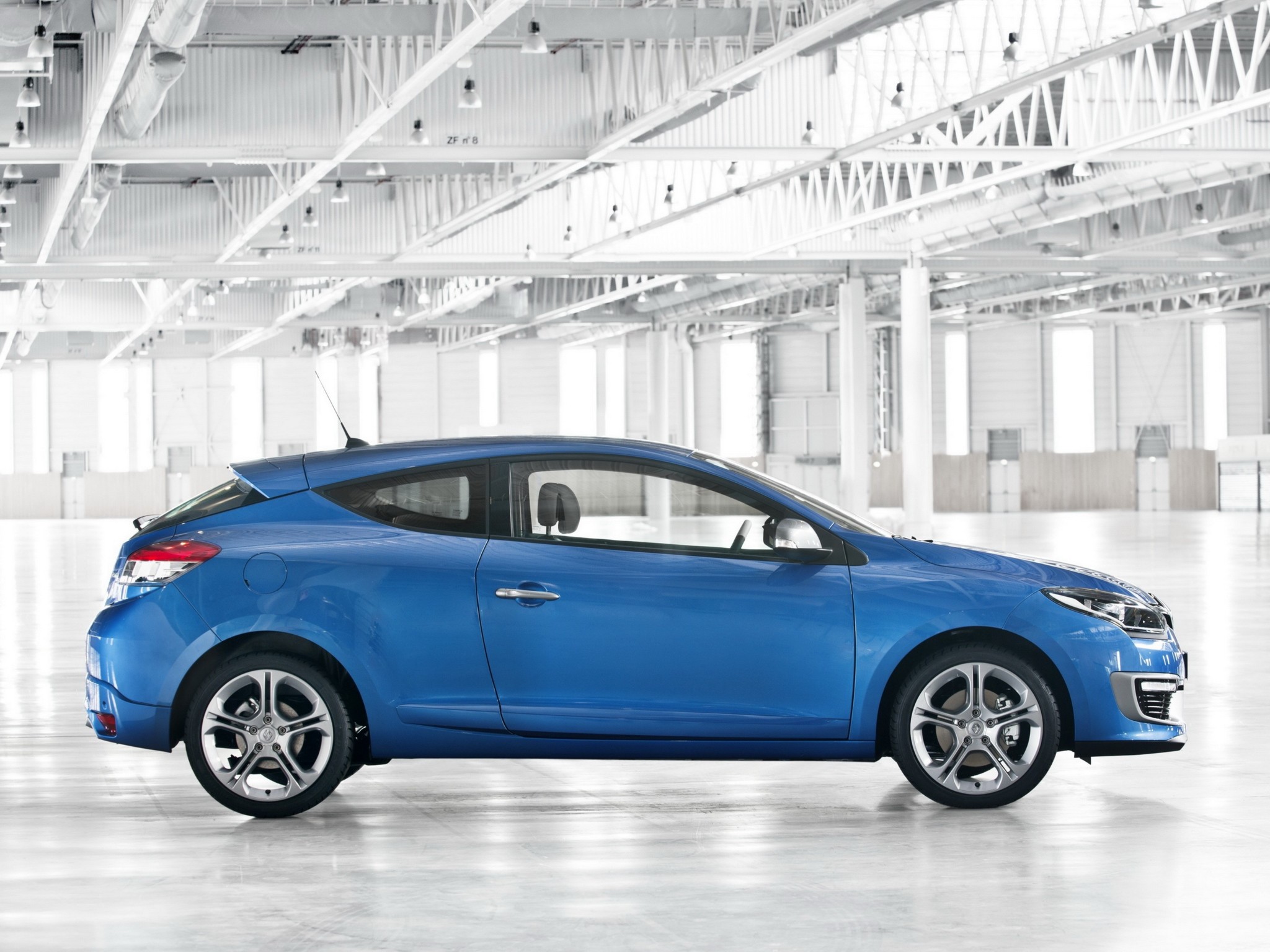 Renault Megane Coupe photo 6