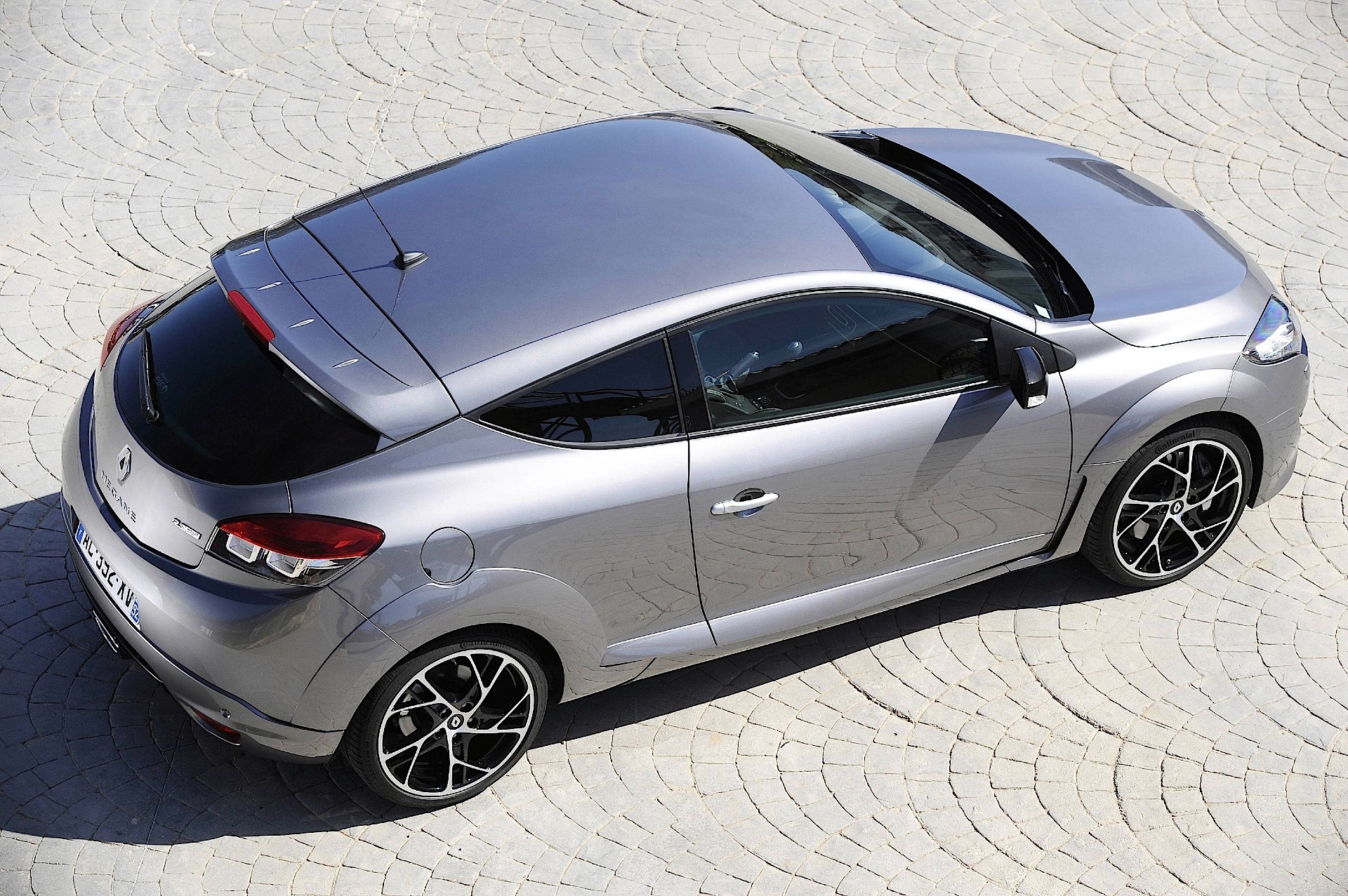 Renault Megane Coupe photo 30