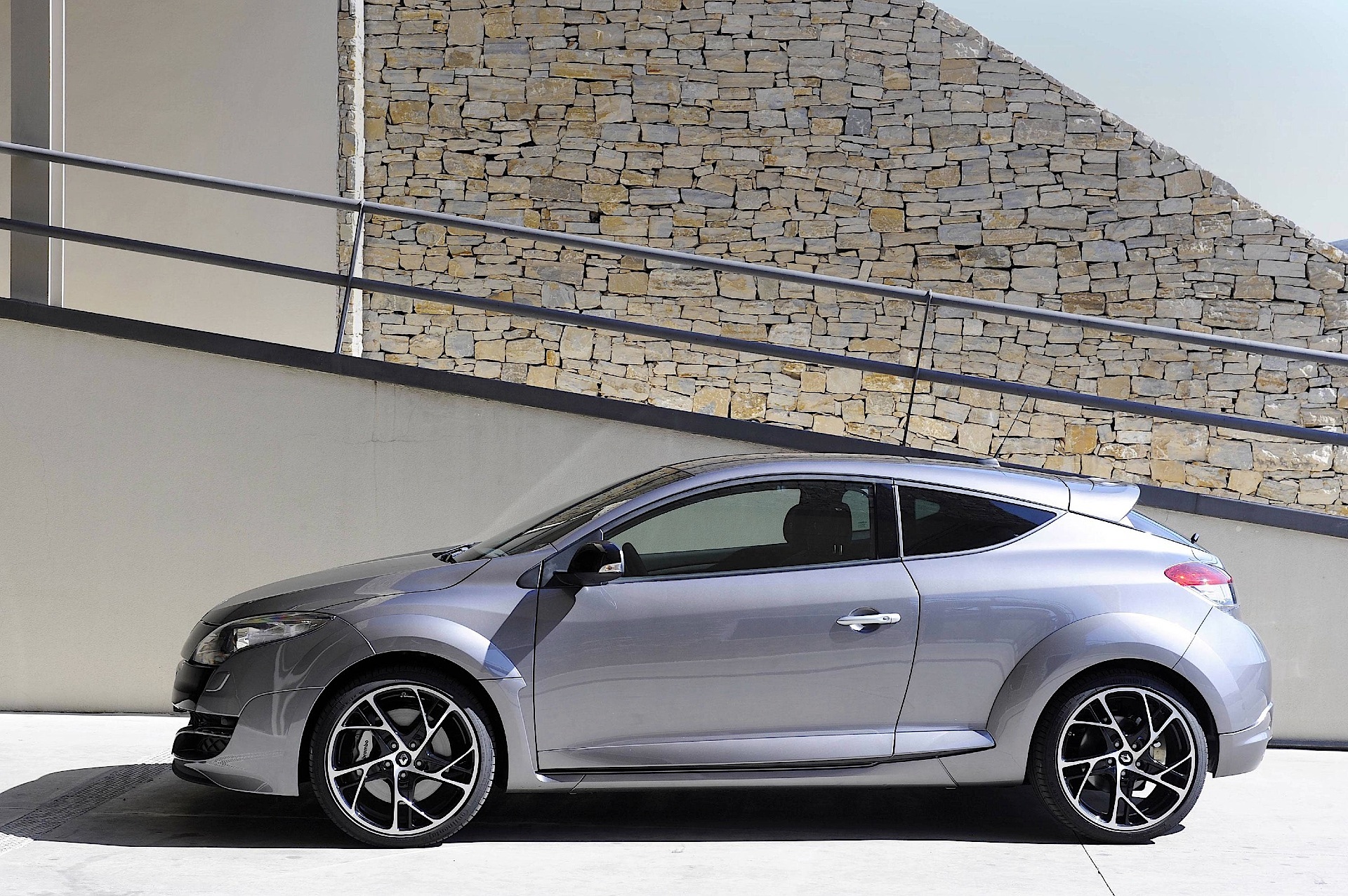 Renault Megane Coupe photo 32