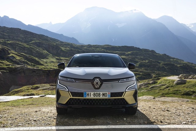 Renault Megane E-Tech photo 22