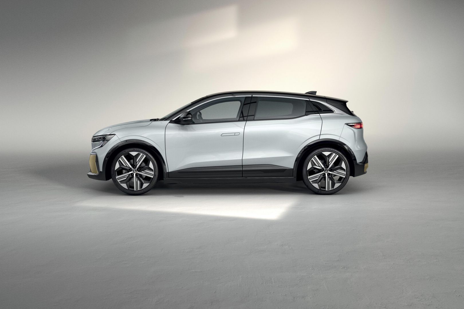 Renault Megane E-Tech photo 23