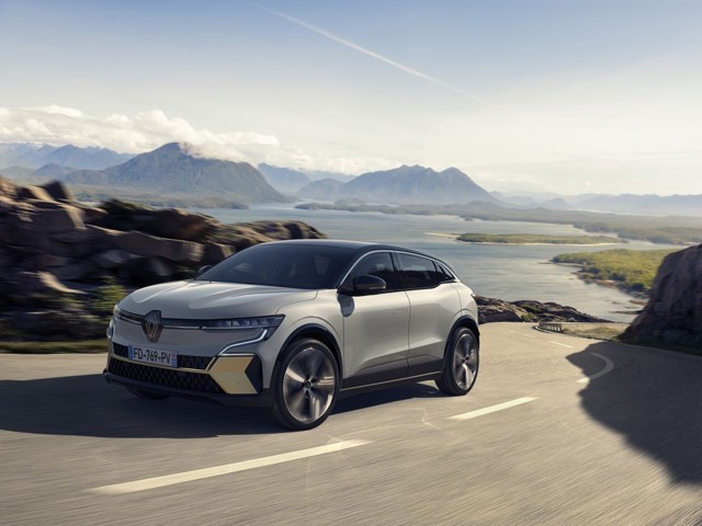 Renault Megane E-Tech photo 3