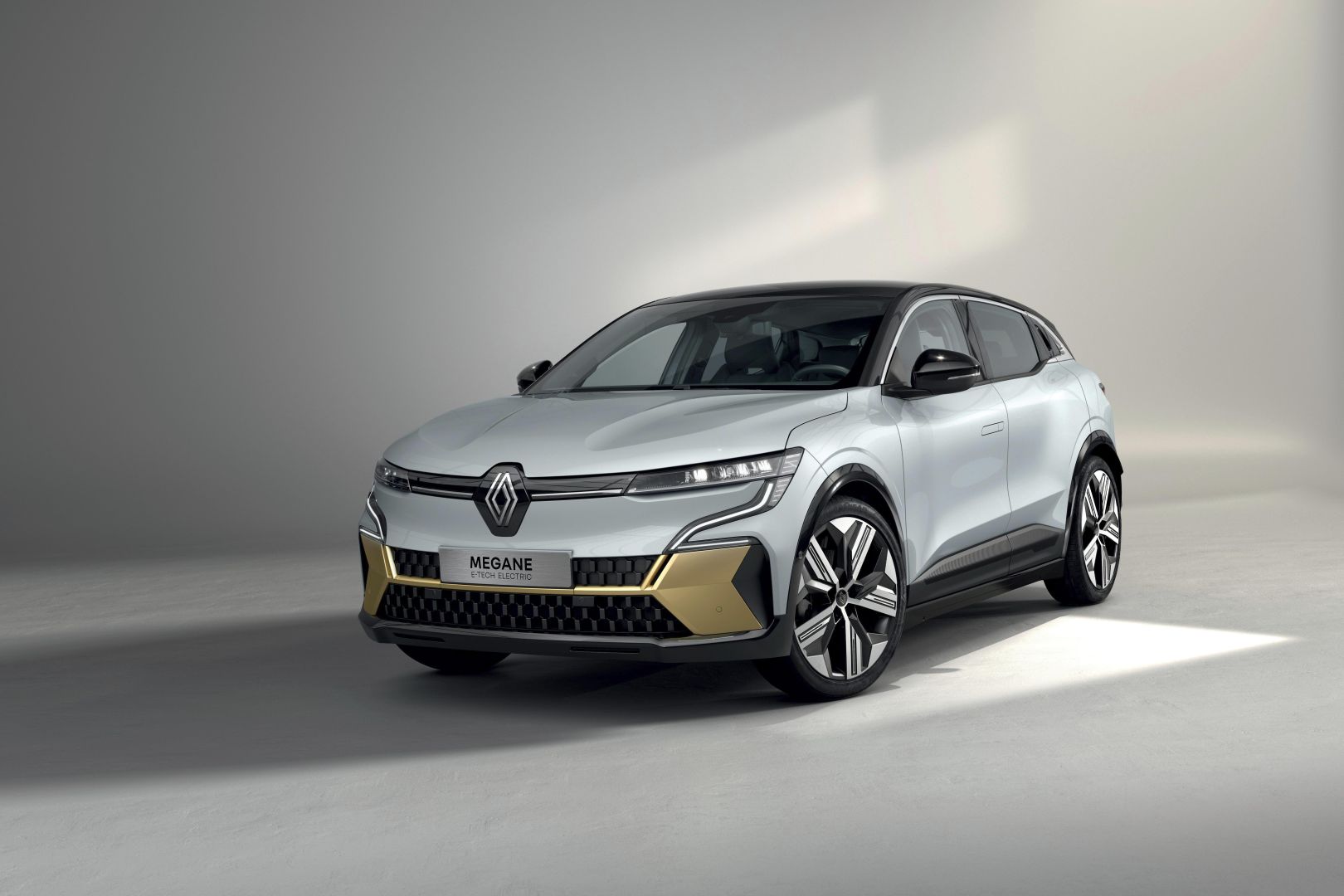 Renault Megane E-Tech photo 4