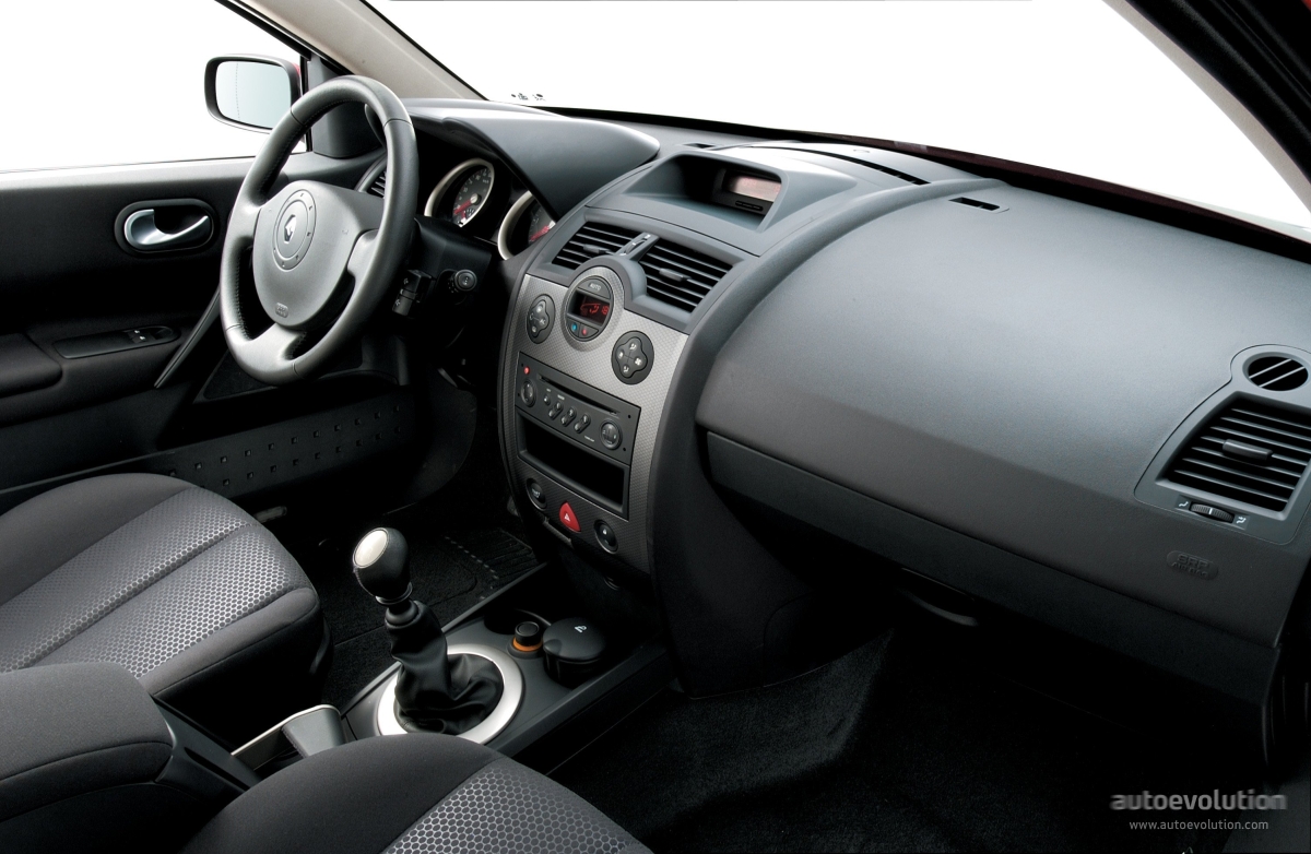 Renault Megane Estate photo 23