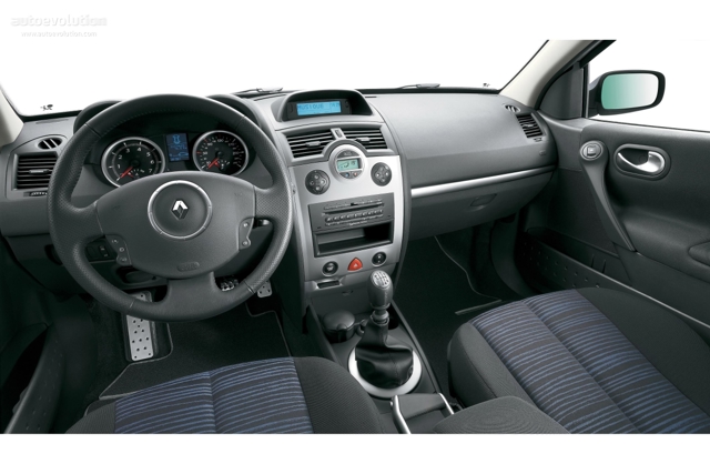Renault Megane Estate photo 6