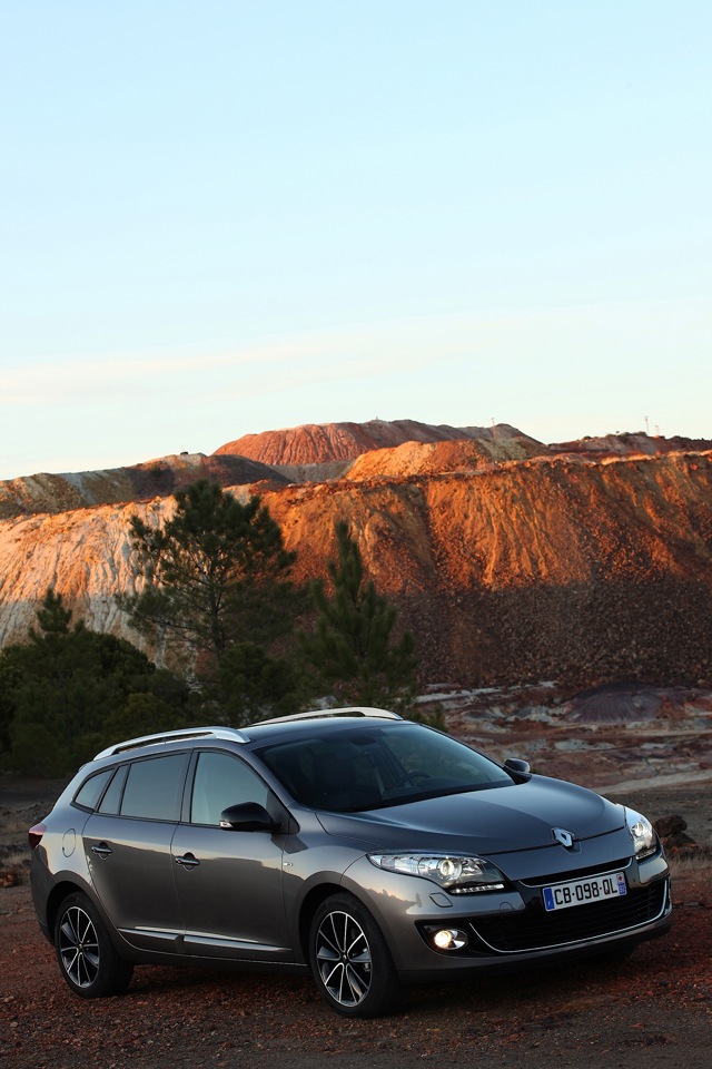 Renault Megane Estate photo 13