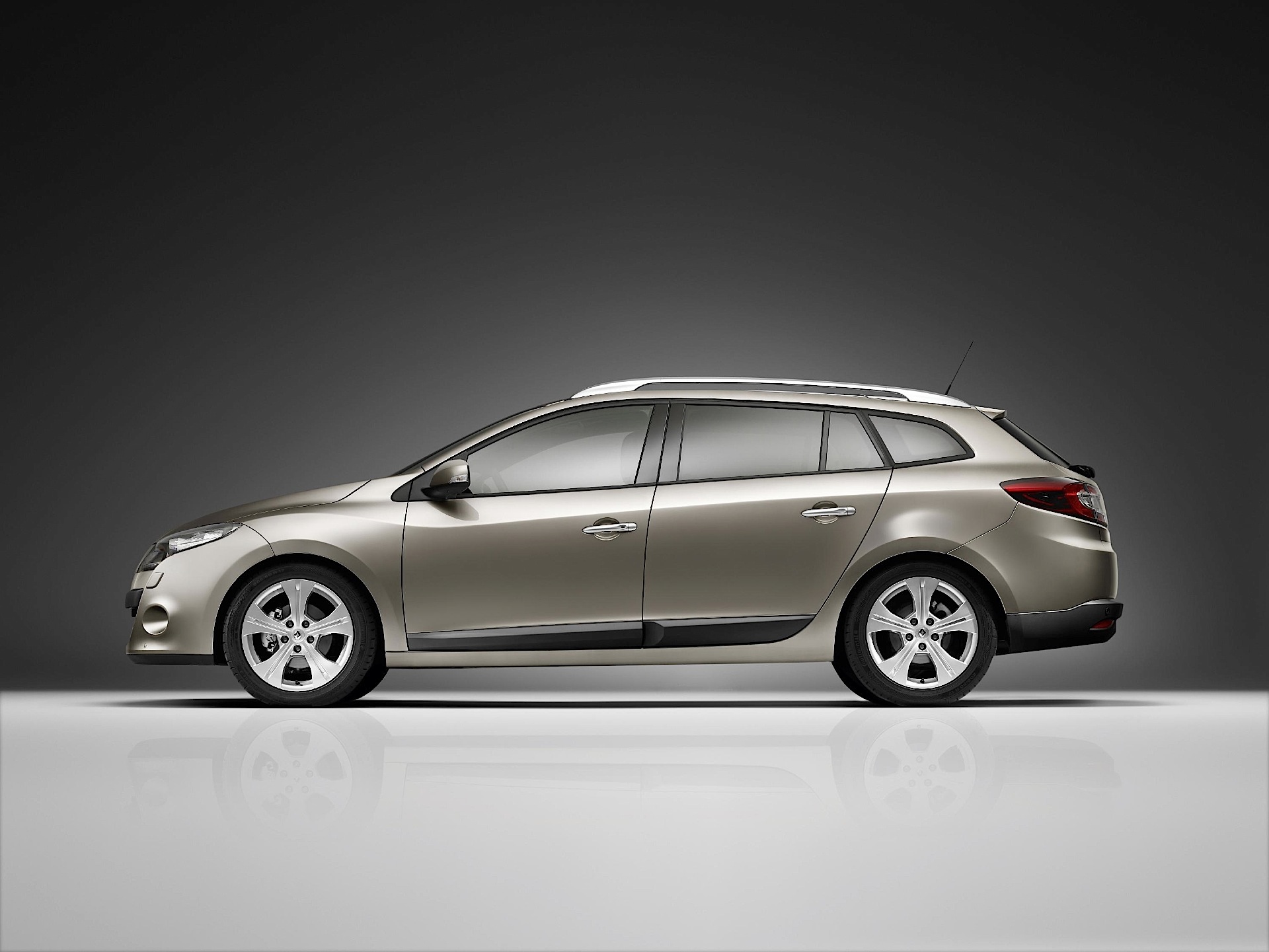 Renault Megane Estate photo 18