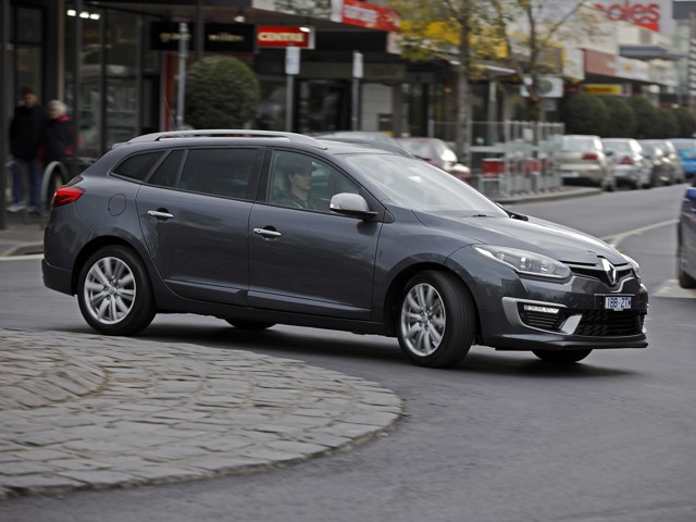 Renault Megane Estate photo 16