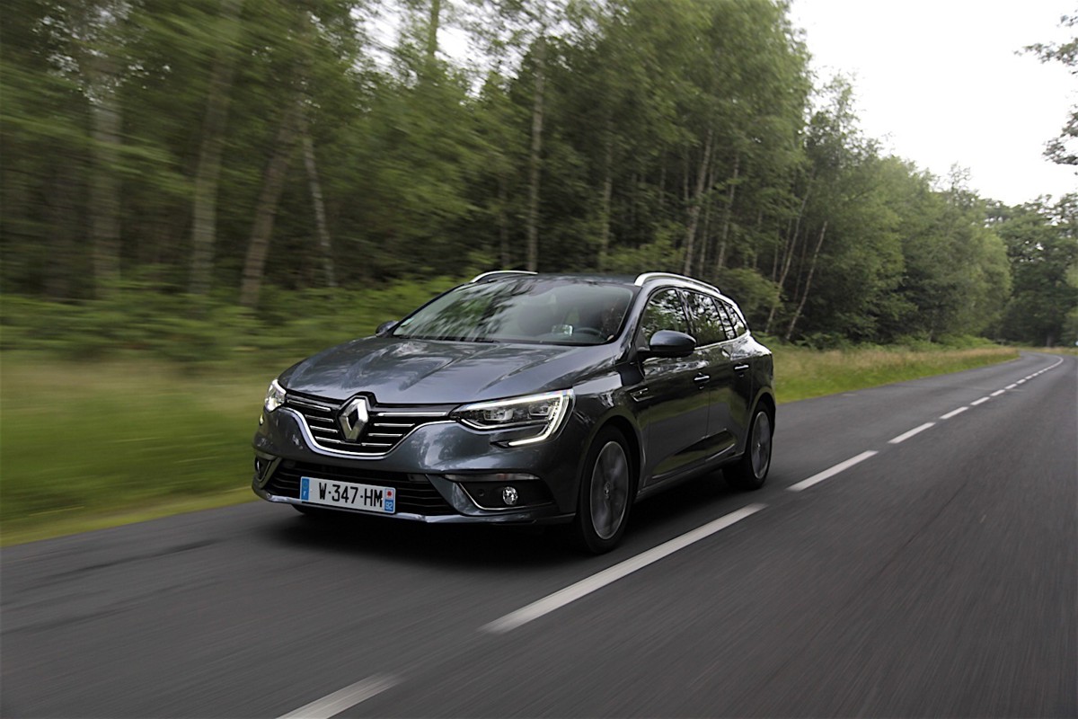 Renault RENAULT Megane Estate 1.5L Blue dCI 7AT (115 HP)