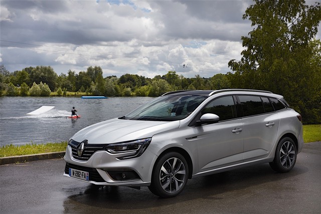 Renault Megane Estate photo 7