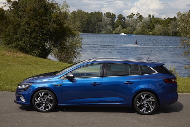 Renault Megane Estate photo 21