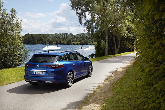 Renault Megane Estate photo 9