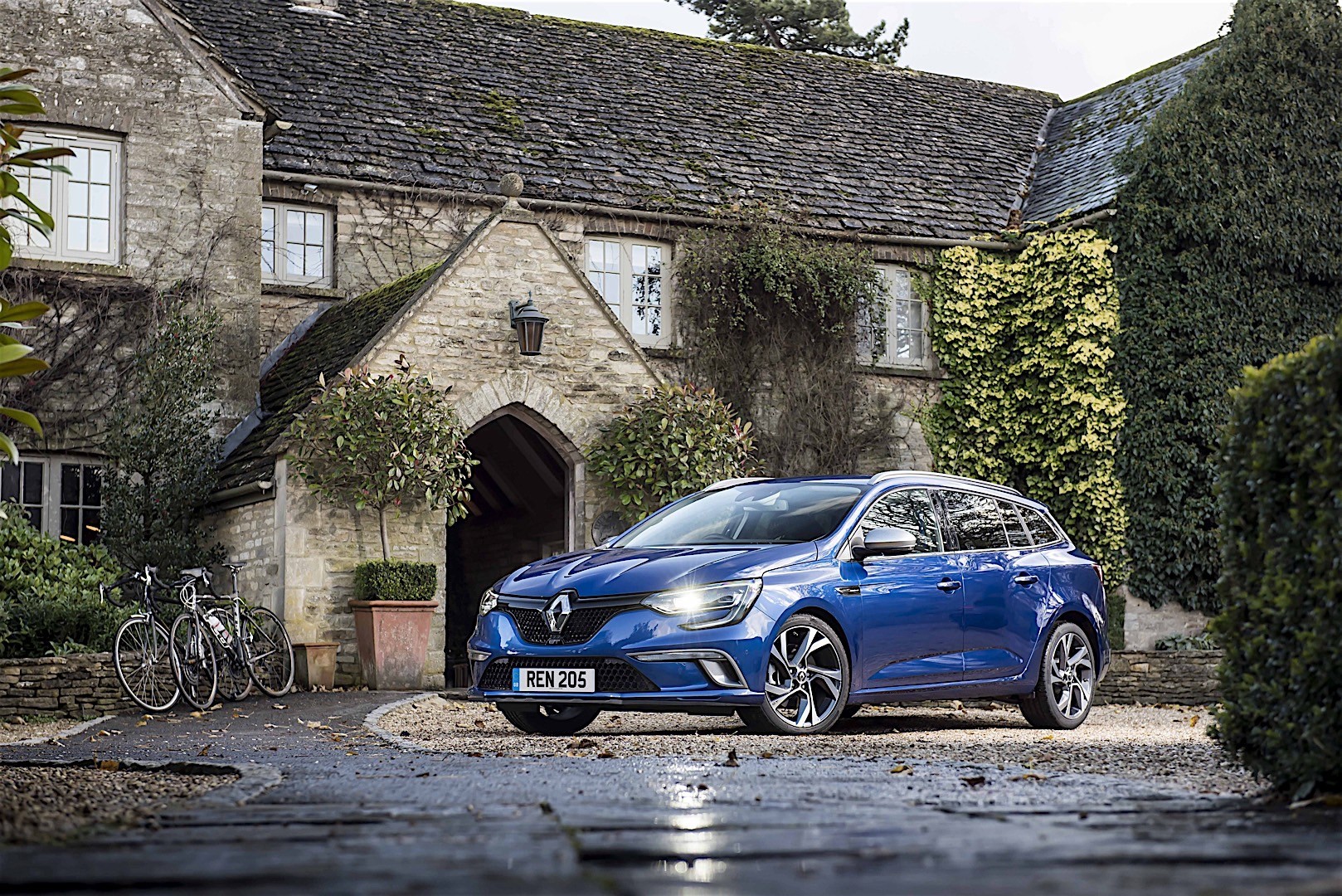 Renault Megane Estate photo 32