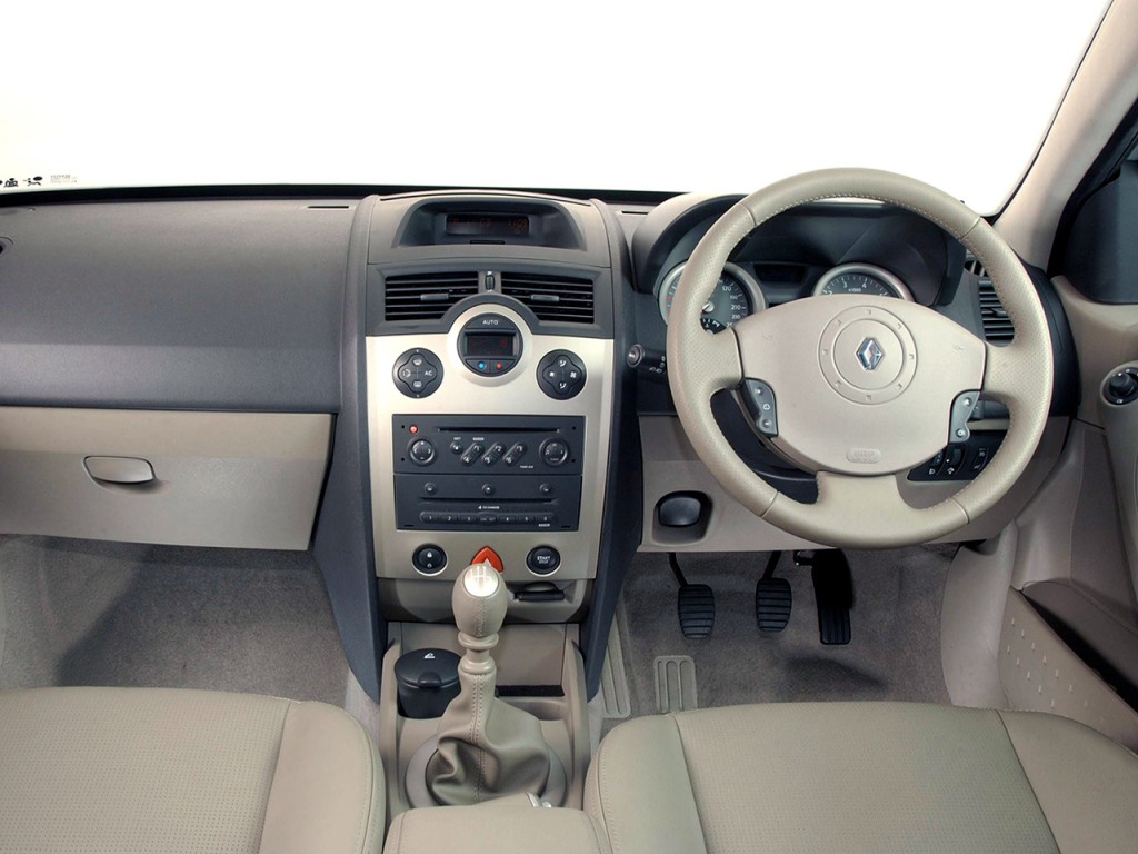 Renault Megane Sedan photo 57