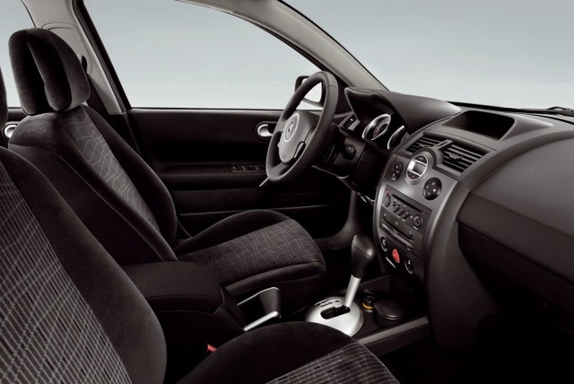 Renault Megane Sedan photo 65