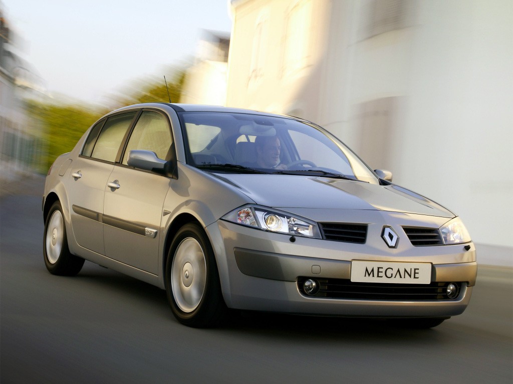 Renault Megane Sedan photo 12