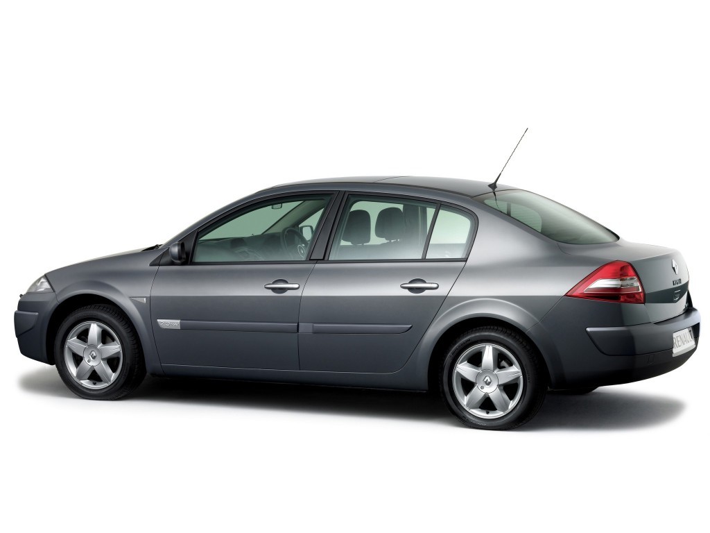Renault Megane Sedan photo 31
